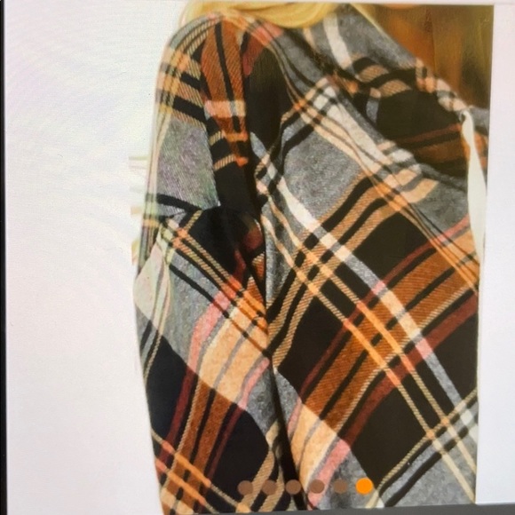 Simple and Chic plaid pull over - Picture 6 of 7